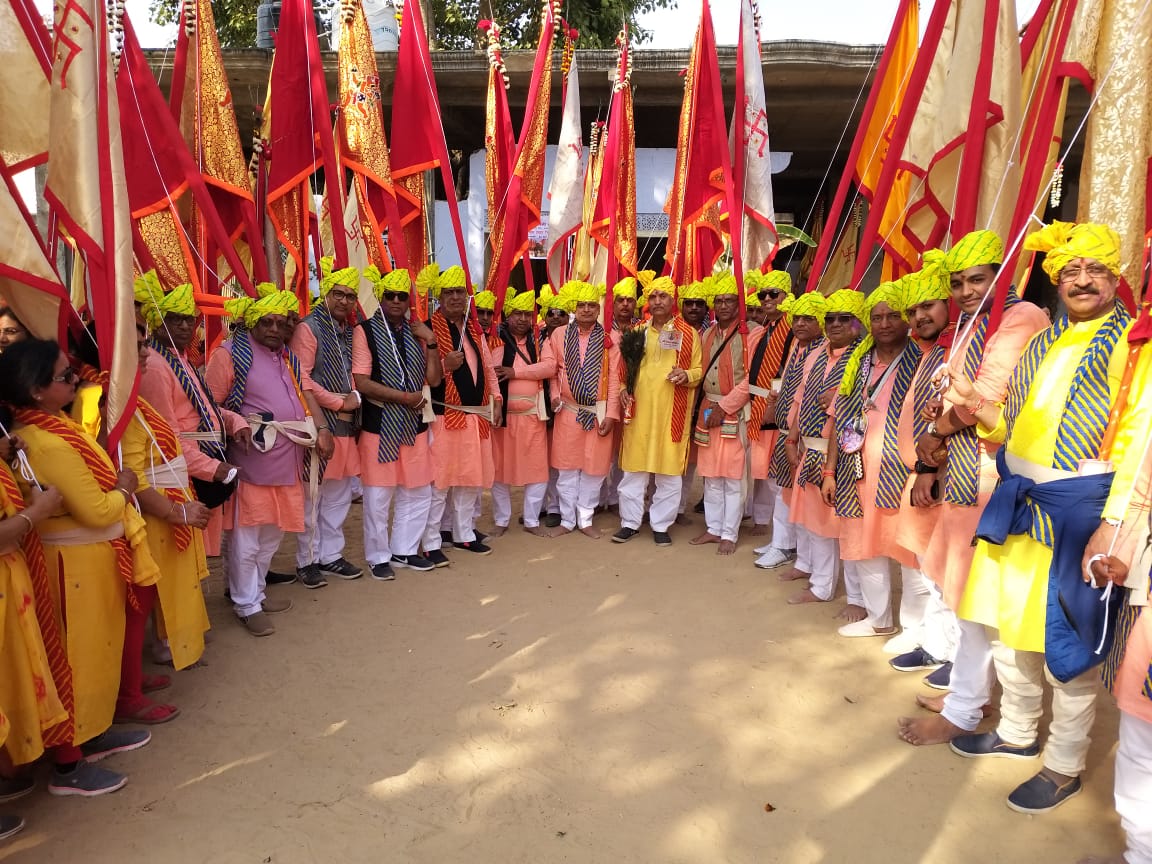 Nishan pujan by members of shyam mandal in ringas